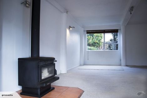 Photo of property in 55 Red Beach Road, Red Beach, 0932