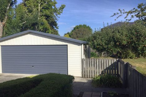 Photo of property in 6 Otara Street, Ilam, Christchurch, 8053