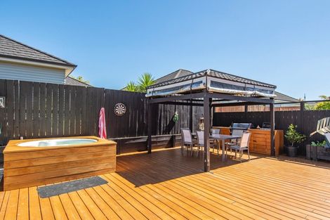 Photo of property in 94 Landing Drive, Pyes Pa, Tauranga, 3112