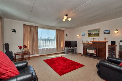 Photo of property in 10 Milton Street, Roslyn, Palmerston North, 4414
