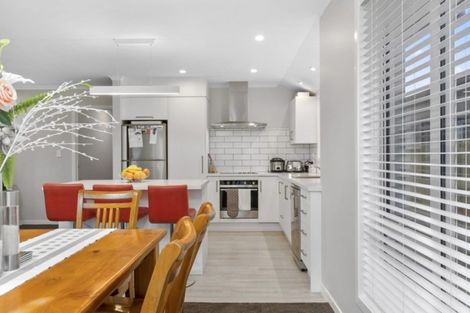 Photo of property in 52 Awataha Crescent, Pyes Pa, Tauranga, 3110