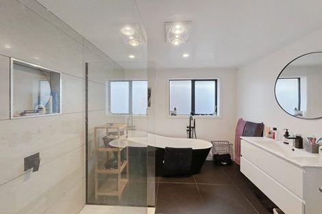 Photo of property in 19 Charlton Road, Gore, 9710