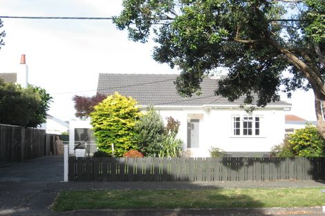Photo of property in 72 Copeland Street, Epuni, Lower Hutt, 5011