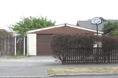 Photo of property in 63 Ashwood Street, Parklands, Christchurch, 8083