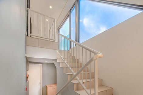 Photo of property in 4 Maunganui Road, Mount Maunganui, 3116