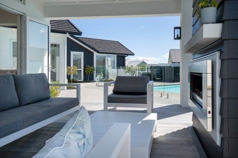 Photo of property in 12 Mike Smith Drive, Cambridge, 3434