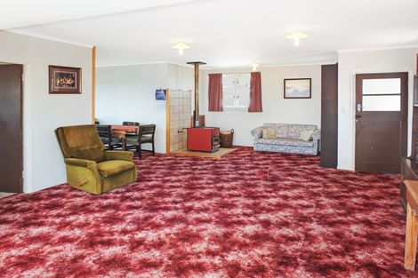 Photo of property in 12 Roore Street, Foxton Beach, Foxton, 4815