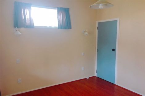 Photo of property in 2/64 Mcleod Road, Te Atatu South, Auckland, 0610