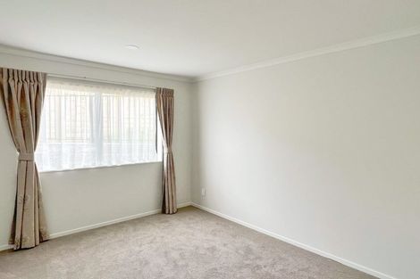 Photo of property in 98 Taikura Avenue, Red Beach, 0932