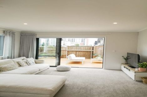 Photo of property in 60 Mapou Road, Hobsonville, Auckland, 0616