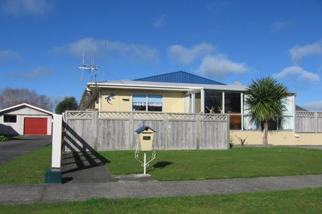 Photo of property in 26a Geraldine Crescent, Cloverlea, Palmerston North, 4412