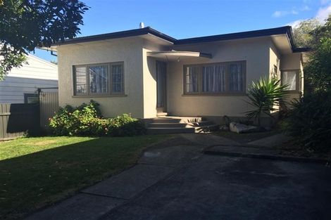 Photo of property in 6 Chaucer Road, Hospital Hill, Napier, 4110