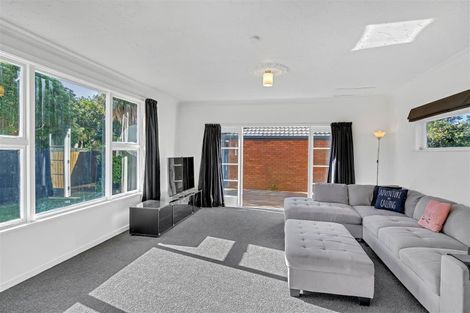 Photo of property in 71 Shirley Road, Shirley, Christchurch, 8013