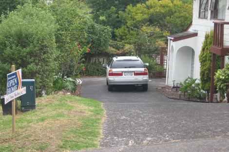 Photo of property in 2/17 Lancelot Place, Glenfield, Auckland, 0629
