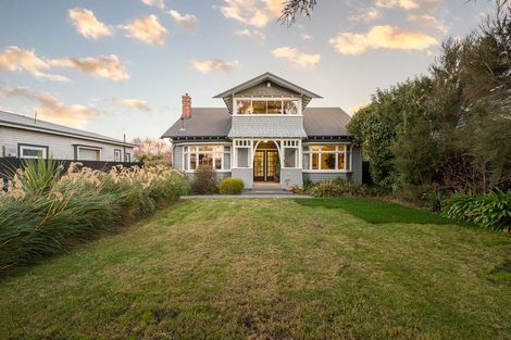 Photo of property in 86 Saint Martins Road, Saint Martins, Christchurch, 8022