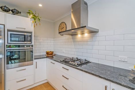 Photo of property in 24 Debenham Drive, Whitianga, 3510