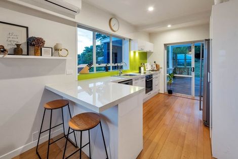 Photo of property in 10 Hamlet Place, Pukekohe, 2120