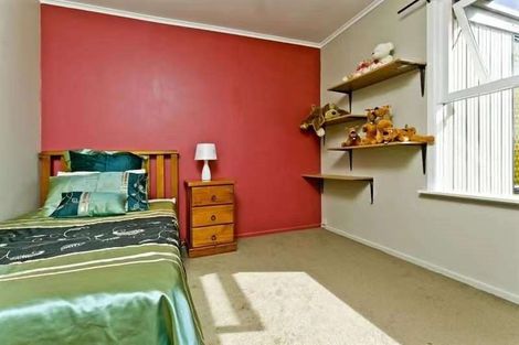 Photo of property in 78 Seaview Road, Glenfield, Auckland, 0629