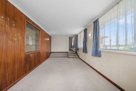 Photo of property in 4 Kenderdine Road, Papatoetoe, Auckland, 2025