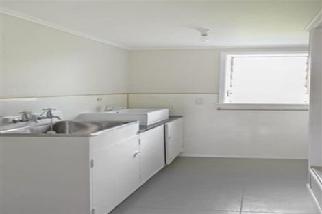 Photo of property in 23 Evans Road, Glen Eden, Auckland, 0602