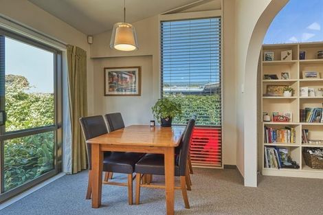 Photo of property in 26 Charles Street, Westshore, Napier, 4110