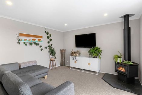 Photo of property in 173 Perth Road, Okato, New Plymouth, 4374