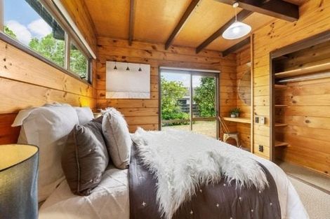 Photo of property in 174 Orangi Kaupapa Road, Northland, Wellington, 6012