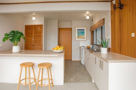 Photo of property in 34 The Avenue, Albany, Auckland, 0632