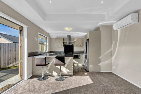 Photo of property in 2/31 Veitches Road, Casebrook, Christchurch, 8051