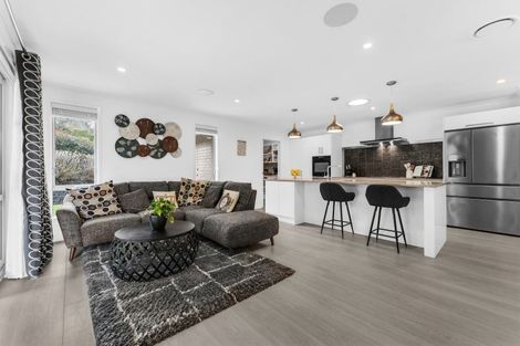 Photo of property in 2g Country Club Lane, Waiuku, 2123