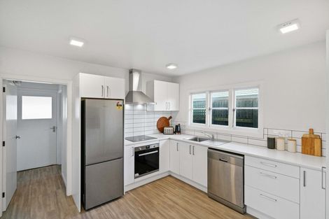 Photo of property in 2 Rustic Lane, Spreydon, Christchurch, 8024