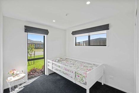 Photo of property in 3 Andesite Drive, Rolleston, 7614