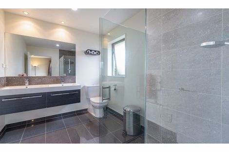 Photo of property in 16 Huntingdon Drive, Rangiora, 7400