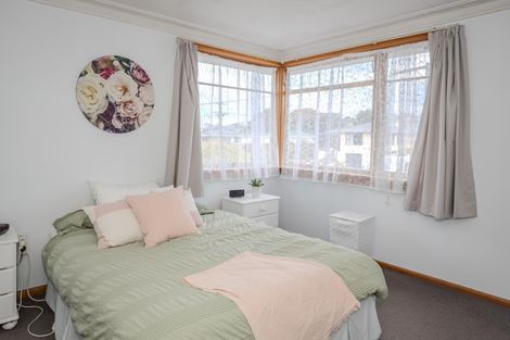 Photo of property in 18 Oxford Street, Holmes Hill, Oamaru, 9401