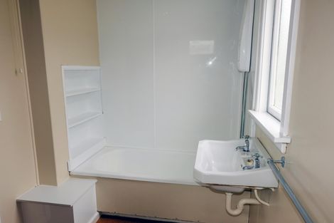 Photo of property in 1 Ure Street, South Hill, Oamaru, 9400