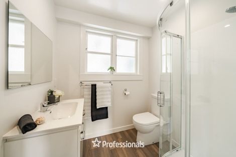 Photo of property in 11 Hill Grove, Naenae, Lower Hutt, 5011