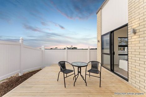 Photo of property in 4 Puwha Street, Massey, Auckland, 0614