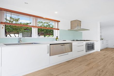 Photo of property in 3/13 Janet Street, Sunnyhills, Auckland, 2010