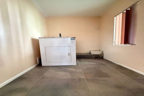 Photo of property in 60 Orams Road, Hillpark, Auckland, 2102