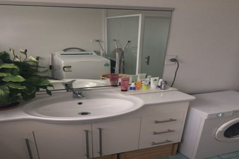 Photo of property in 36 Drummond Street, Mount Cook, Wellington, 6021