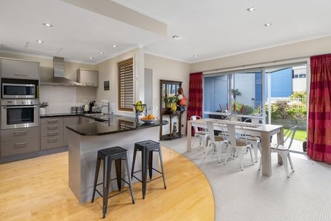 Photo of property in 4-u13 Seaview Road, Paraparaumu Beach, Paraparaumu, 5032