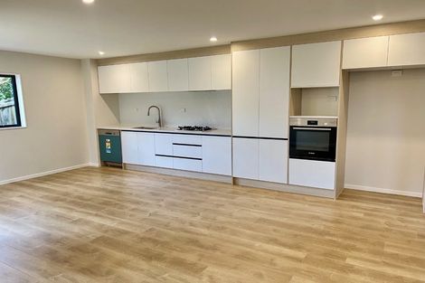 Photo of property in 45c Seon Place, Birkdale, Auckland, 0626