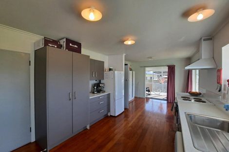 Photo of property in 9 Pukatea Street, Inglewood, 4330