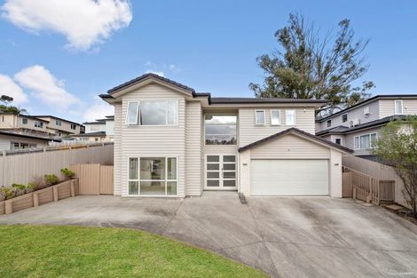 Photo of property in 71 Tamahere Drive, Glenfield, Auckland, 0629