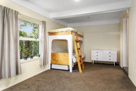 Photo of property in 33 Sunset Street, Hilltop, Taupo, 3330