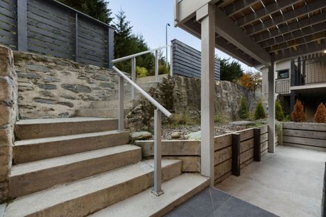 Photo of property in 40 Lochy Road, Fernhill, Queenstown, 9300