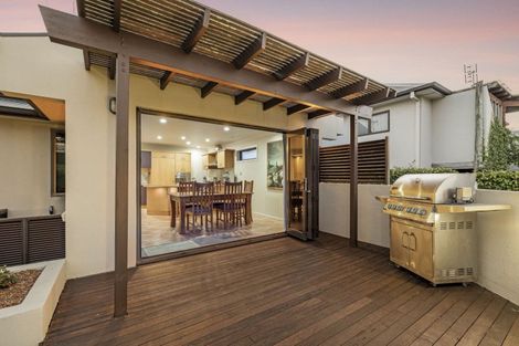 Photo of property in 145 Oceanview Road, Mount Maunganui, 3116