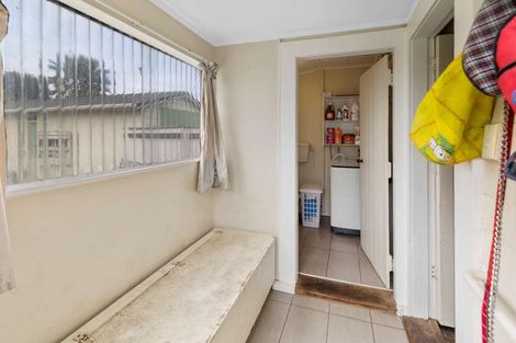 Photo of property in 14 Moore Avenue, Tawhero, Whanganui, 4501