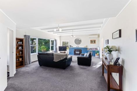 Photo of property in 43 Te Horo Hautere Cross Road, Te Horo, Otaki, 5582