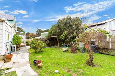 Photo of property in 10 Franklin Road, Paparoa, 0571